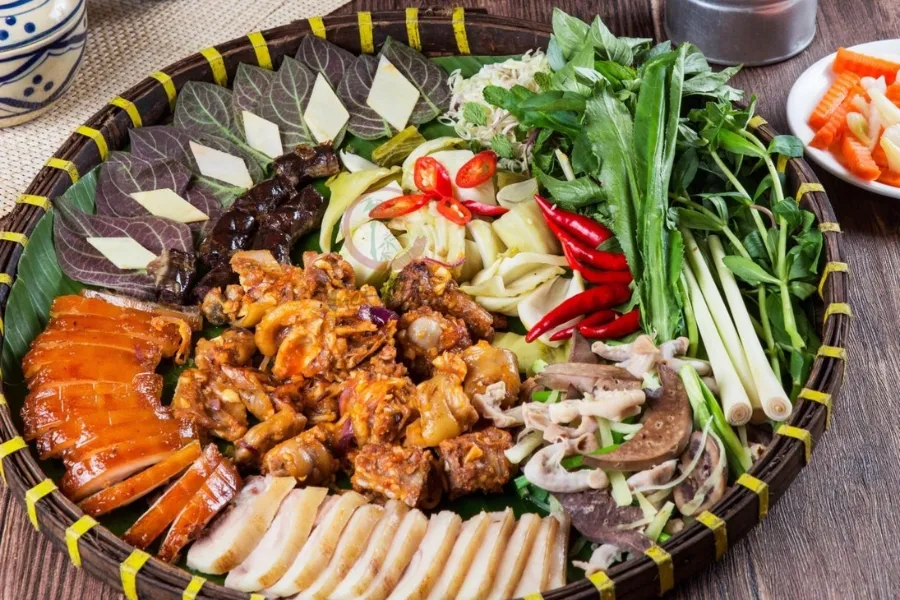Ăn gì ở Lạng Sơn? Top những món đặc sản trứ danh gần khu vực Kỳ Lừa